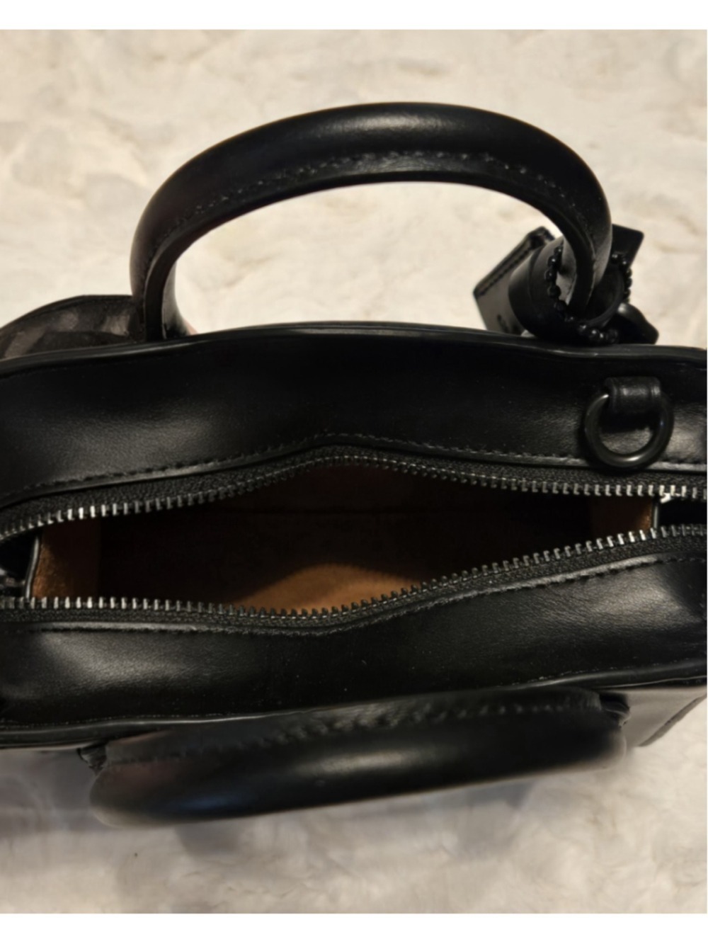 NWOT Coach Andrea Carryall Shoulder Bag Black CP081 - Picture 4 of 6
